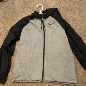 Men’s Medium Nike Hooded Jacket